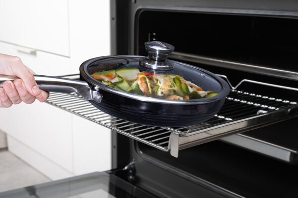 Frying Pan with lid – 24cm – Ceramic Non Stick Chemical Free Coating - Image 2